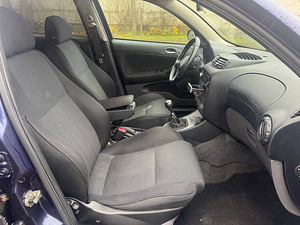 ALFA ROMEO 147 (7 foto / 8)
