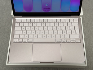 Apple Macbook Neo Blush 8/256GB SWE UUS, garantii 09.2027 (3 foto / 6)