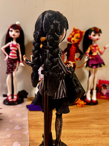 Wednesday x Monster high (2 foto / 3)
