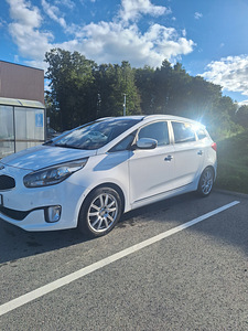 Kia (4 foto / 14)