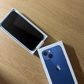 iPhone 13 mini