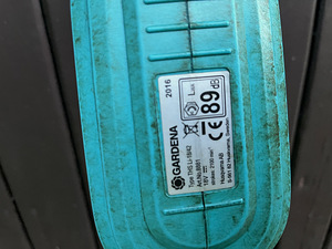 Gardena aku кусторезы + aku 2.6 Ah (6 фото из 6)
