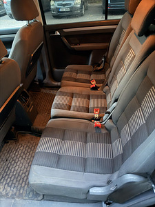 Vw touran (5 foto / 11)