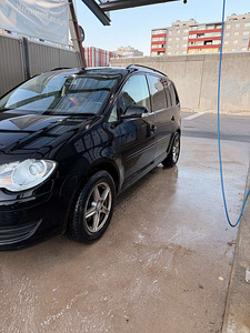 Vw touran (9 foto / 11)