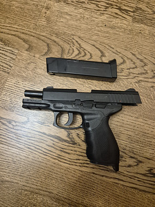 Norica N.A.C. 1701 Co2 BB Air Pistol (4 foto / 8)