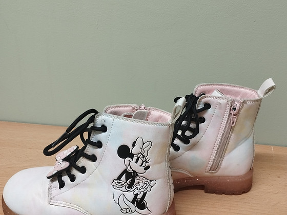 Primark k/s saapad Minnie Mouse 28