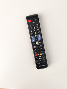 Samsung UE65JU6472 — 65″ / 163 см 4K UHD Smart TV (2 фото из 2)