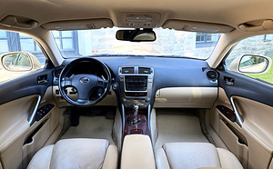 LEXUS IS250 / AUTOMAAT / ROOSTEVABA / ÜV 11.2027 (9 foto / 15)
