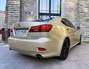 LEXUS IS250 / AUTOMAAT / ROOSTEVABA / ÜV 11.2027 (3 foto / 15)