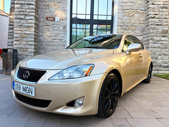 LEXUS IS250 / AUTOMAAT / ROOSTEVABA / ÜV 11.2027