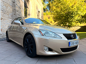 LEXUS IS250 / AUTOMAAT / ROOSTEVABA / ÜV 11.2027 (2 foto / 15)