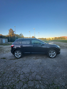 Nissan Qashqai (3 фото из 9)
