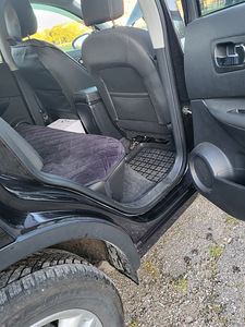 Nissan Qashqai (7 фото из 9)