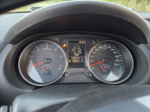 Nissan Qashqai (9 фото из 9)