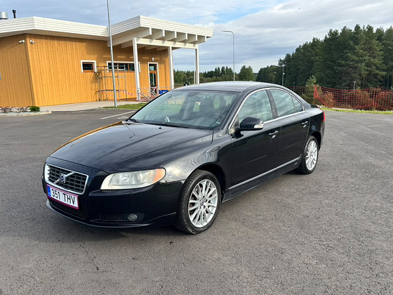Volvo S80