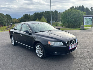 Volvo S80 (4 фото из 6)
