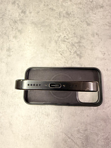 Apple iPhone 16 Pro 128GB Black Titanium - 90% aku (9 foto / 10)