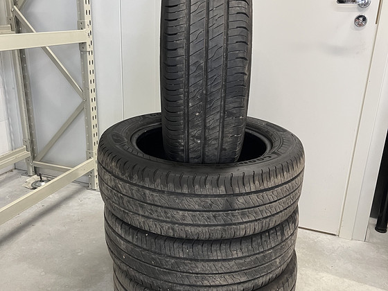 Летние шины Goodyear Efficientgrip Cargo2 215/60R17C