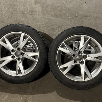 ‘17 5x112 оригинальные диски Audi A4 B9 + шипованные шины 225/50