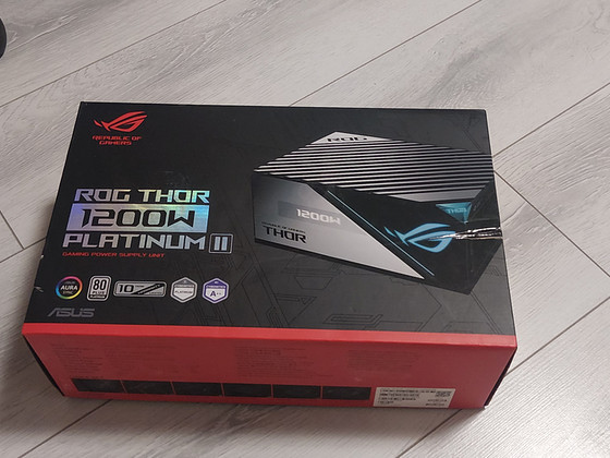 ASUS ROG THOR 1200W PLATINUM 2