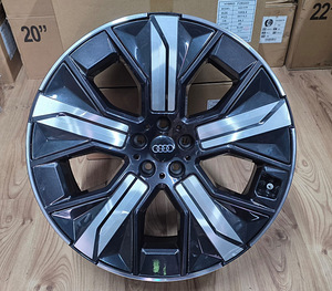 Диски R21 5x112 AUDI OEM (1 фото из 1)