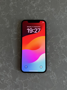 iPhone 13 128 ГБ (1 фото из 9)