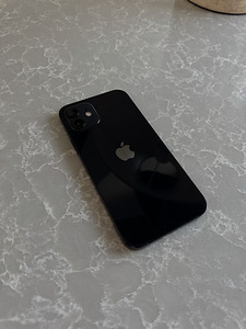 iPhone 13 128 ГБ (4 фото из 9)