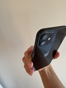 iPhone 13 128 ГБ (6 фото из 9)
