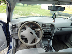 Volvo V40 1,6 77kw bens 98a (8 foto / 9)