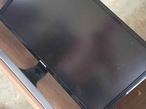 Monitor samsung 28