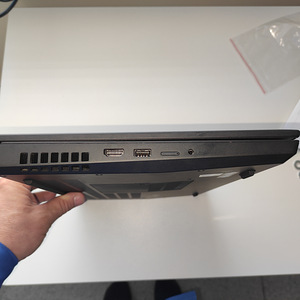 Ноутбук Lenovo ThinkPad T15g Gen1 (5 фото из 10)
