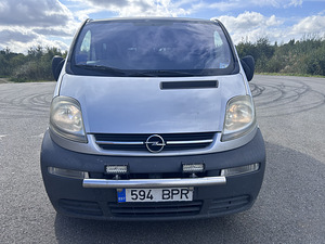 Opel vivaro (1 foto / 9)