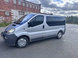Opel vivaro (2 foto / 9)