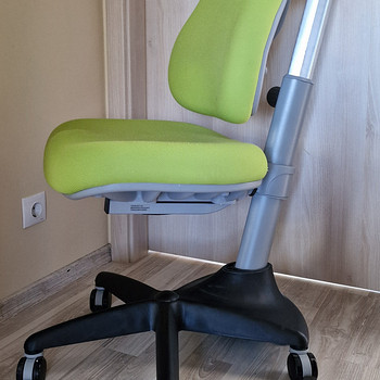 Lapsele mõeldud tool COMF-PRO
