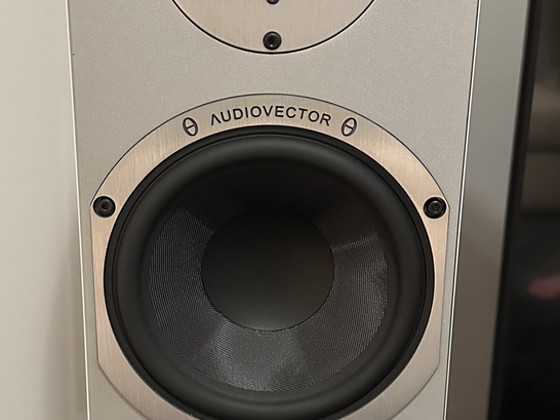AUDIOVECTOR S3 Super колонки