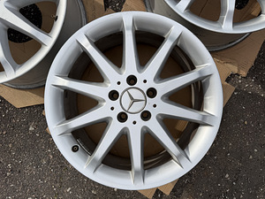 18" оригинальные диски Mercedes-Benz R-класса 5x112 (5 фото из 9)