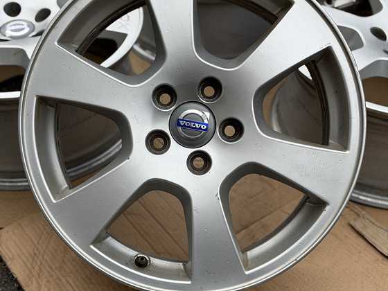 17" оригинальные диски Volvo 5x108
