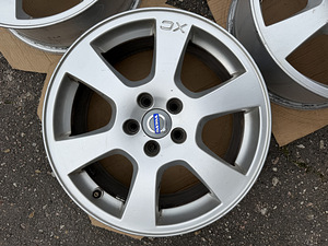 17" оригинальные диски Volvo 5x108 (4 фото из 8)