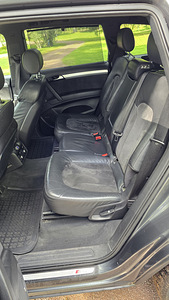 Audi Q7 S line, 7 kohta 3.0 176kW (10 foto / 15)