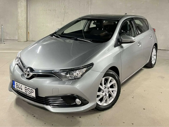 Toyota Auris 1.6 97kW