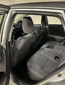 Toyota Auris 1.6 97kW (5 foto / 5)