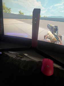 MSI AG32CV 31.5 165hz (2 foto / 3)