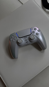 Playstation 5 Pult Pearlescent (1 foto / 2)