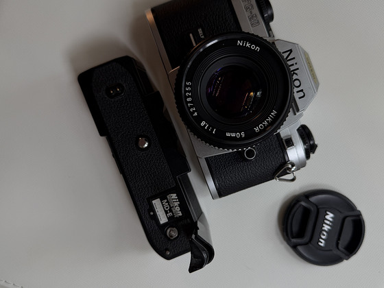 Плёночная камера Nikon FG20 + lens