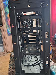 NZXT H440 черный/красный (8 фото из 10)