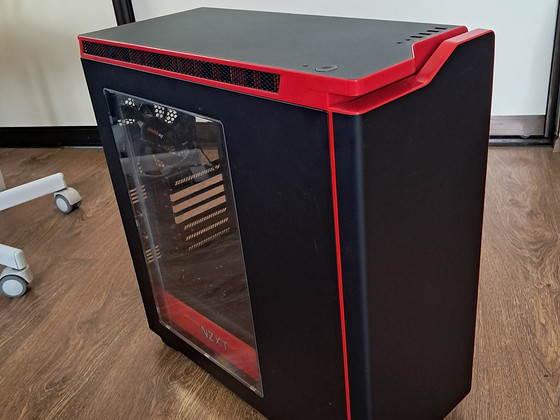 NZXT H440 черный/красный