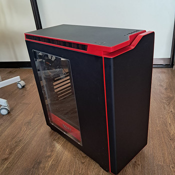 NZXT H440 Black/Red