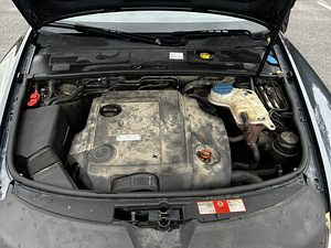 Audi A6 C6 Avant 2007 (13 foto / 14)