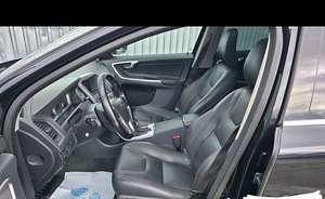 Volvo XC60 2.0 , 4D (3 foto / 10)