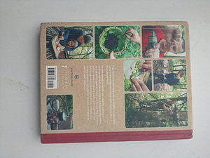 The Swiss Army Knife Book: 63 Outdoor Projects (2 foto / 2)